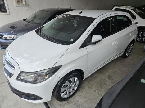 CHEVROLET Onix Hatch 1.4 4P FLEX LT AUTOM�TICO, Foto 2