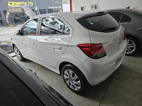 CHEVROLET Onix Hatch 1.4 4P FLEX LT AUTOM�TICO, Foto 3