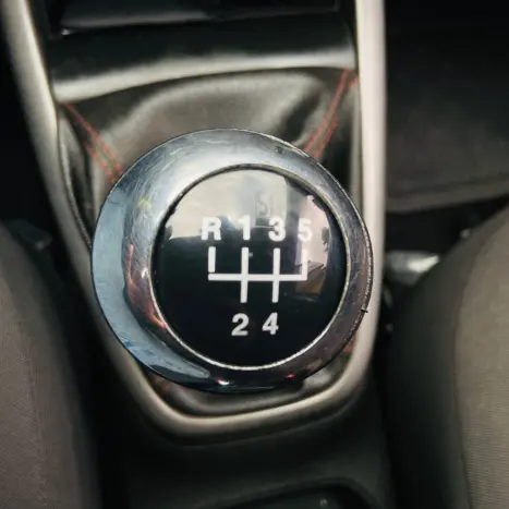 CHEVROLET Onix Hatch 1.4 4P FLEX LT, Foto 11