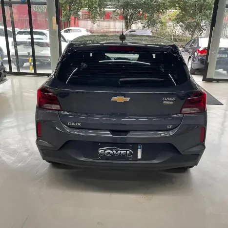 CHEVROLET Onix Hatch 1.0 12V 4P FLEX LT TURBO, Foto 5