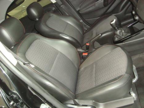 CHEVROLET Onix Hatch 1.4 4P FLEX LTZ, Foto 4