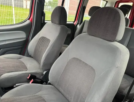 FIAT Doblo 1.8 16V 4P FLEX ESSENCE 6 LUGARES, Foto 14