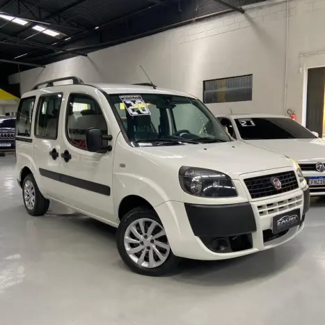 FIAT Doblo 1.8 16V 4P FLEX ESSENCE 7 LUGARES, Foto 3