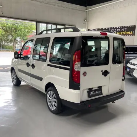 FIAT Doblo 1.8 16V 4P FLEX ESSENCE 7 LUGARES, Foto 4