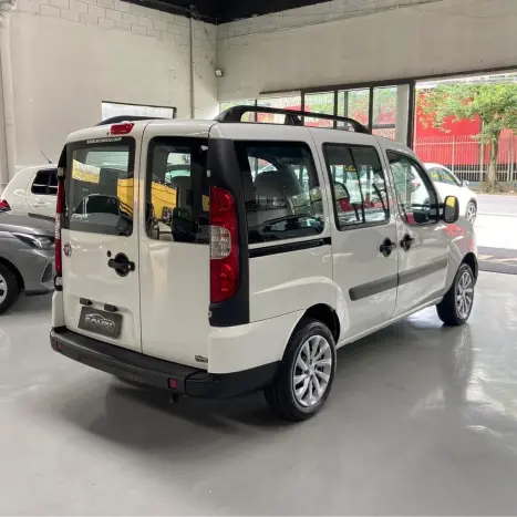 FIAT Doblo 1.8 16V 4P FLEX ESSENCE 7 LUGARES, Foto 8