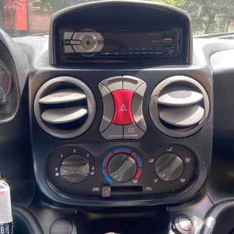 FIAT Doblo 1.8 16V 4P FLEX ESSENCE 7 LUGARES, Foto 13