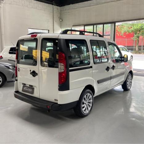 FIAT Doblo 1.8 16V 4P FLEX ESSENCE 7 LUGARES, Foto 8