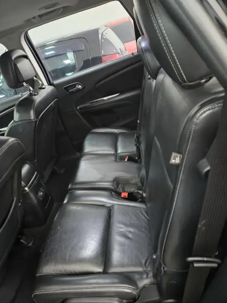 FIAT Freemont 2.4 16V 4P PRECISION AUTOMÁTICO 7 LUGARES, Foto 6