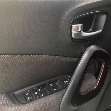 FIAT Toro 1.8 16V 4P FLEX FREEDOM AUTOMÁTICO, Foto 27 FIAT Toro 1.8 16V 4P FLEX FREEDOM AUTOMÁTICO, Foto 27