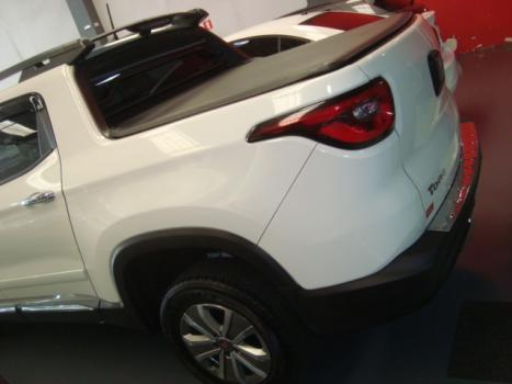 FIAT Toro 1.8 16V 4P FLEX FREEDOM AUTOM�TICO, Foto 2