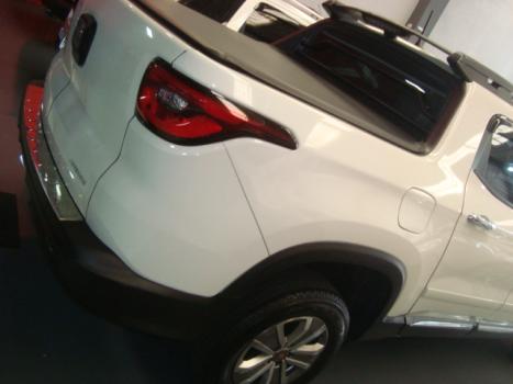 FIAT Toro 1.8 16V 4P FLEX FREEDOM AUTOM�TICO, Foto 4