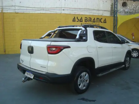 FIAT Toro 1.8 16V 4P FLEX FREEDOM AUTOM�TICO, Foto 2