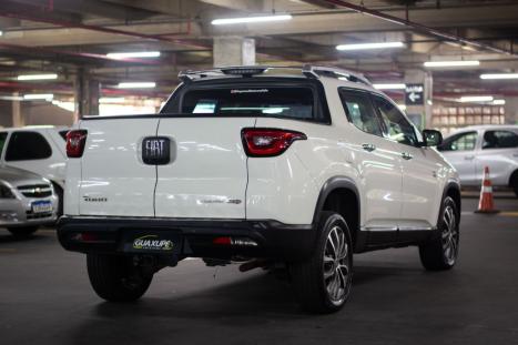 FIAT Toro 2.0 16V 4P VOLCANO 4WD TURBO DIESEL AUTOMÁTICO, Foto 5 FIAT Toro 2.0 16V 4P VOLCANO 4WD TURBO DIESEL AUTOMÁTICO, Foto 5