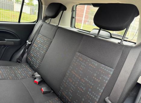 FIAT Uno 1.0 FLEX VIVACE CELEBRATION, Foto 14