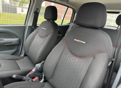 FIAT Uno 1.4 FLEX SPORTING, Foto 14