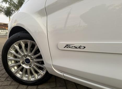 FORD Fiesta Hatch 1.6 4P TITANIUM FLEX AUTOMTICO, Foto 5