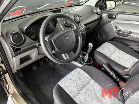 FORD Fiesta Hatch 1.0 4P FLEX, Foto 10