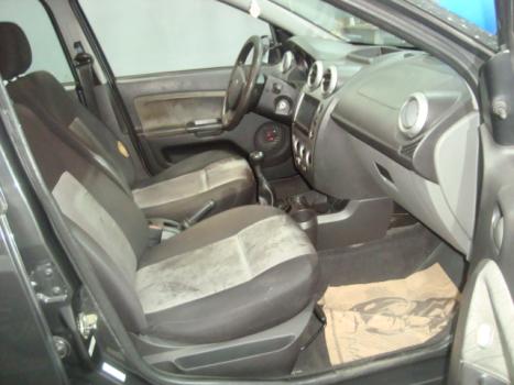 FORD Fiesta Hatch 1.6 4P FLEX, Foto 3