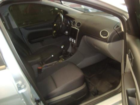 FORD Focus Hatch 1.6 4P, Foto 3