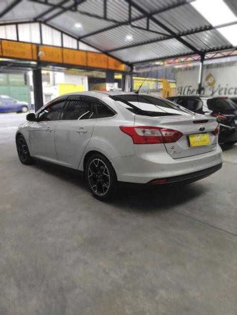 FORD Focus Sedan 2.0 16V 4P FLEX TITANIUM PLUS FASTBACK POWERSHIFT AUTOMÁTICO, Foto 4