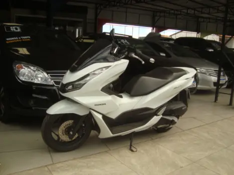 HONDA PCX 160 DLX ABS, Foto 2