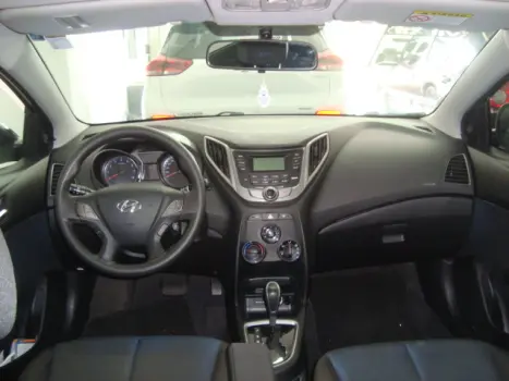 HYUNDAI HB 20 Hatch 1.6 16V 4P FLEX COMFORT PLUS, Foto 8