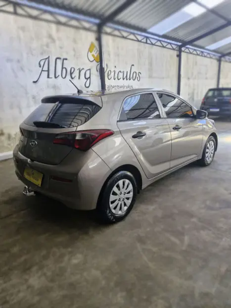 HYUNDAI HB 20 Hatch 1.0 12V 4P FLEX UNIQUE, Foto 6