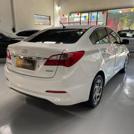 HYUNDAI HB 20 Sedan 1.6 16V 4P FLEX COMFORT PLUS, Foto 3