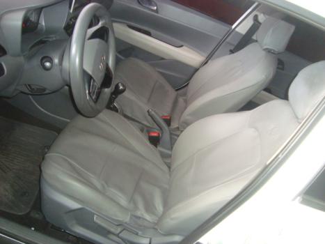 HYUNDAI HB 20 Sedan 1.0 12V 4P FLEX EVOLUTION, Foto 4