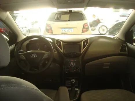 HYUNDAI HB 20 Sedan 1.6 16V 4P FLEX COMFORT AUTOM�TICO, Foto 6