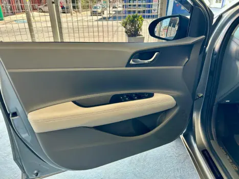 HYUNDAI HB 20 Sedan 1.0 12V 4P FLEX EVOLUTION, Foto 9