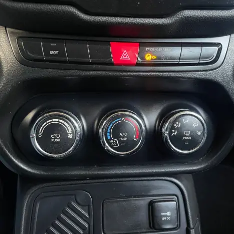 JEEP Renegade 1.8 16V 4P FLEX, Foto 20