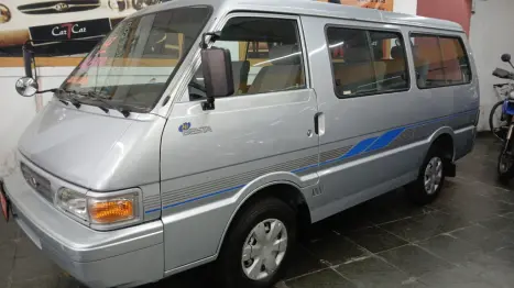 KIA Besta 2.7 GS FULL 3P, Foto 2