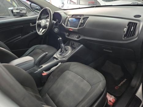 KIA Sportage 2.0 16V 4P LX, Foto 2
