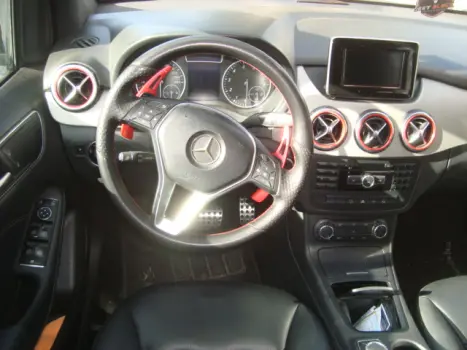 MERCEDES-BENZ B 200 1.6 4P SPORT TURBO AUTOM�TICO, Foto 7