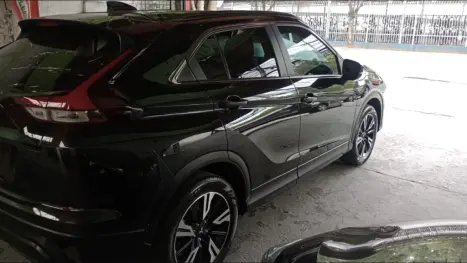 MITSUBISHI Eclipse Cross 1.5 16V 4P HPE MIVEC TURBO AUTOMTICO CVT, Foto 4