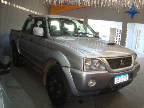 MITSUBISHI L 200 Outdoor 2.5 HPE 4X4 CABINE DUPLA TURBO DIESEL INTERCOOLER, Foto 2