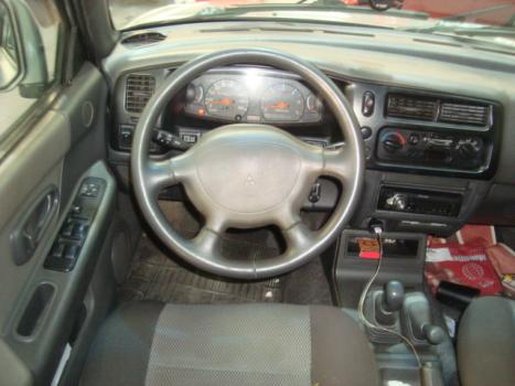 MITSUBISHI L 200 Outdoor 2.5 HPE 4X4 CABINE DUPLA TURBO DIESEL INTERCOOLER, Foto 7