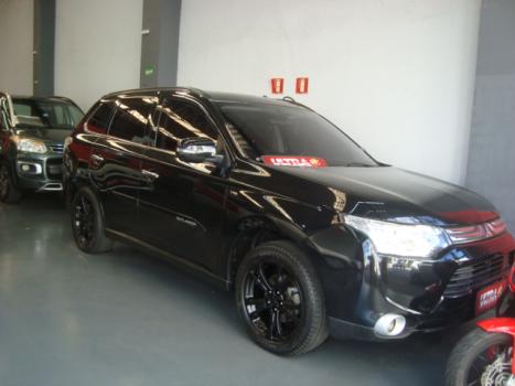 MITSUBISHI Outlander 3.0 V6 24V 4P GT 4X4 AUTOM�TICO, Foto 1