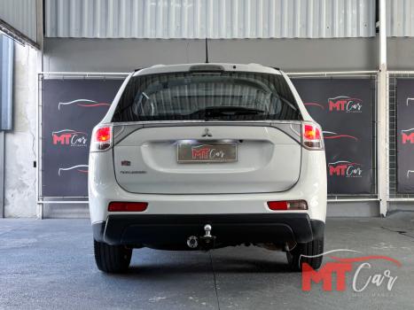 MITSUBISHI Outlander 2.0 16V 4P AUTOM�TICO, Foto 6