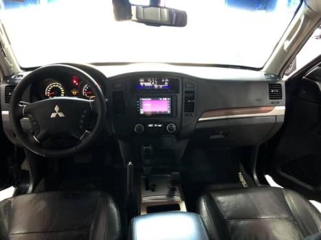 MITSUBISHI Pajero Full 3.8 V6 24V 4P HPE 4X4 AUTOMTICO, Foto 7