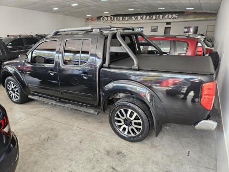 NISSAN Frontier 2.5 SL 4X4 TURBO DIESEL CABINE DUPLA AUTOM�TICO, Foto 2