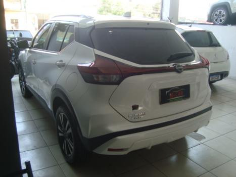 NISSAN Kicks 1.6 16V 4P FLEXSTART XPLAY XTRONIC AUTOM�TICO CVT, Foto 3
