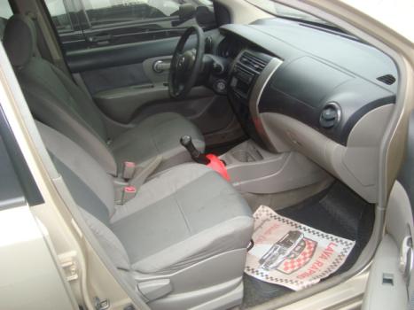 NISSAN Livina 1.6 16V 4P SL FLEX, Foto 4