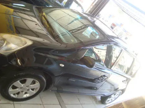 NISSAN Livina 1.8 16V 4P FLEX AUTOMTICO, Foto 2