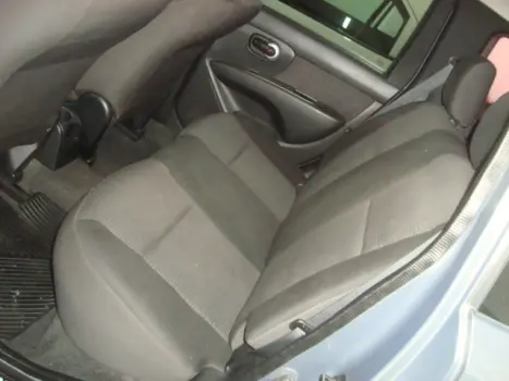 NISSAN Livina 1.8 16V 4P S FLEX, Foto 4