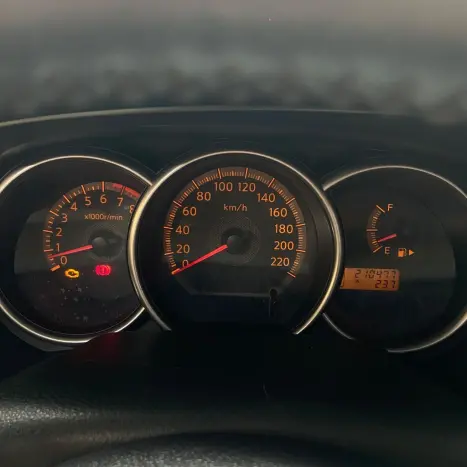 NISSAN Livina 1.8 16V 4P SL FLEX AUTOM�TICO, Foto 10