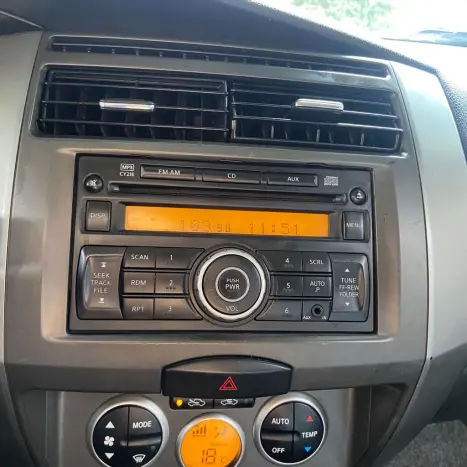 NISSAN Livina 1.8 16V 4P SL FLEX AUTOM�TICO, Foto 16