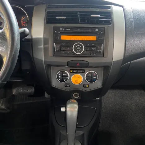 NISSAN Livina 1.8 16V 4P SL FLEX AUTOM�TICO, Foto 27