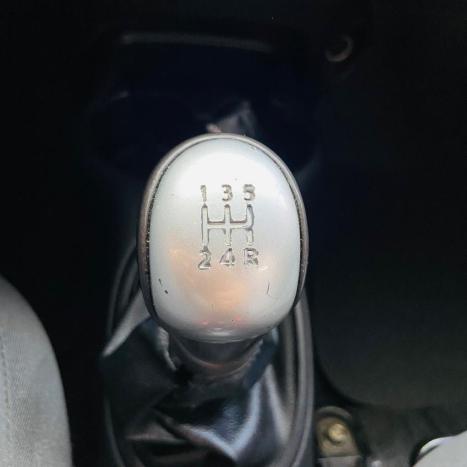 NISSAN March 1.0 12V 4P S FLEX, Foto 13